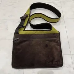 バッグ miumiu archive suede logo moon bag Miu Miu Logo Suede Ruched Top Handle Bag Brown