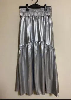 最終価格　シルバーロングスカート
