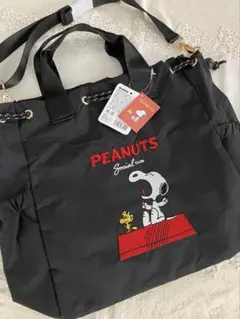 SNOOPY スヌーピー刺繍巾着バッグ ショルダーバッグ　ブラック