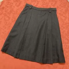 ヒューマンウーマンスカート