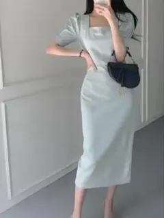 スクエアネック パフスリーブ ミモレ丈ワンピース M～L