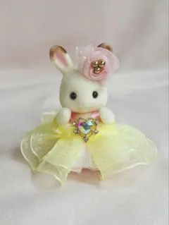 ミニチュアドール　シルバニア赤ちゃん　プリンセスドレス　イエロー×ピンク