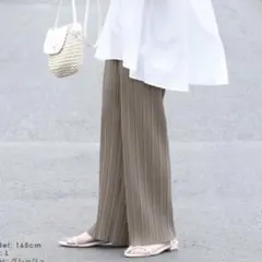 reca レカ ランダムプリーツパンツ グレージュ Mサイズ 脚長効果 細見え