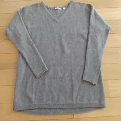 ユニクロ　カシミヤ100%　ニット　グレージュ