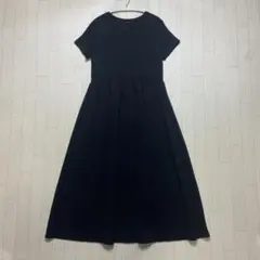 coca（coca） エンボス加工半袖ギャザーフレアーワンピース