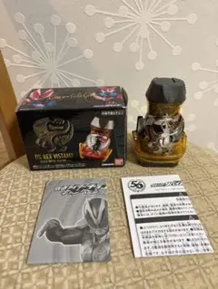 仮面ライダーチョコ　DXレックスバイスタンプ　ゴールド　ラッキー