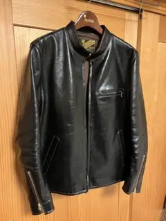 美品　室内での試着のみY2LEATHER 42 ブラック　ホースハイド