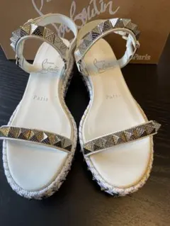 Christian Louboutin スタッズ付きサンダル