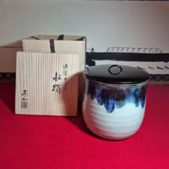 Item thumbnail for item aa022d26-ab23-40fd-a6ee-b212714937aa