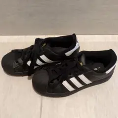 adidas スーパースター ブラック ホワイト