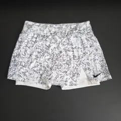 Nike DRI-FIT テニススコートM白系