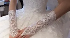 ホワイト レース ウェディンググローブ