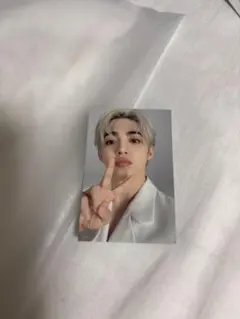 エスクプス　SEVENTEEN ソウルコン　ウィンドブレーカー　付属トレカ