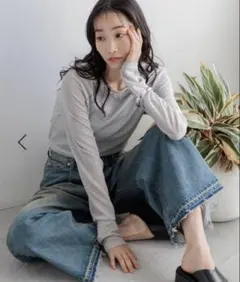 ローリーズファーム　ラメクルーロングスリーブ