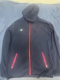 フード付き紺ジャケット