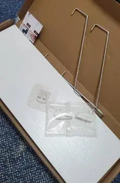 新品です1個 壁面装飾用フローティングシェルフ