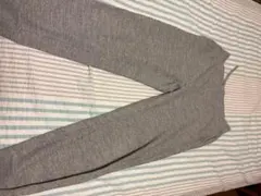 UNIQLO グレー スウェットパンツ Mサイズ
