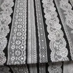 レース柄生地