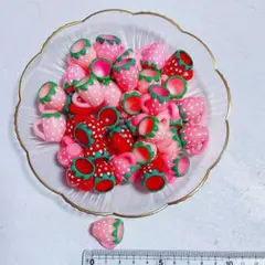 いちご型カップパーツ 36個