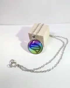 ポケモン　メガストーン　ペンダント　ネックレス　シルバー