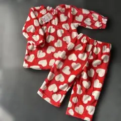 【新品未使用】女の子　　ベビー　パジャマ　80㎝　ハート　総柄　フワモコ　秋冬
