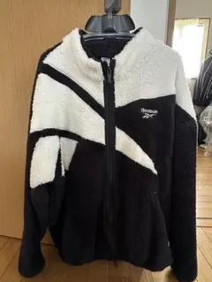 Reebok シェルパジャケット　ボアジャケット