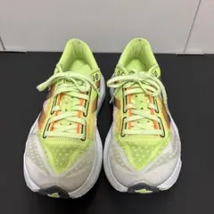 ニューバランス　ランニングシューズ　レディース23.5センチ