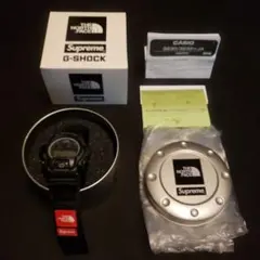 限定コラボ supreme the north face g-shockのサムネイル