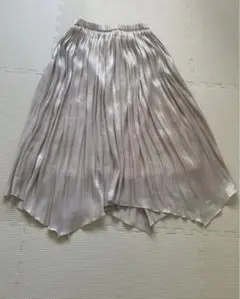 FONCE プリーツスカート 36サイズ　美品✨のサムネイル