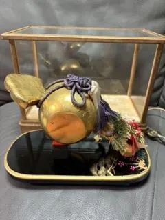 縁起もの金塗の動物絵柄の重みのある木製打出の小槌チープな物では