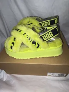 2025年最新】UGG ディスコスライド Disco Slideの人気アイテム - メルカリ