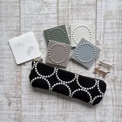 専用✤ハンドメイドポーチタンバリン柄黒 ペンケースメガネケース ミナ好きのお方に