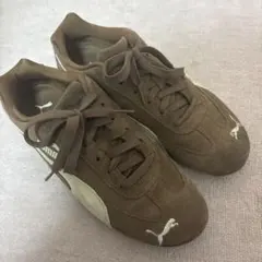PUMA スニーカー ブラウンのサムネイル