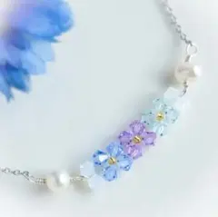 淡色あじさいのネックレス～花短冊◇スワロフスキーと淡水パール◇匿名配送◇受注製作