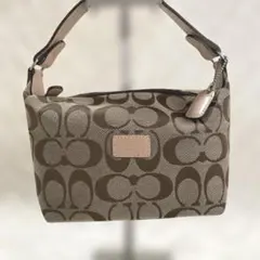 【即発送】大人気　COACH コーチ　アクセサリーポーチ　シグネチャー