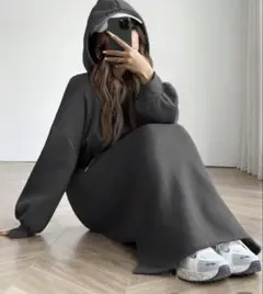 ✨セール✨ フード付きグレーロングワンピース 体型カバー◎ ゆったり 秋 冬
