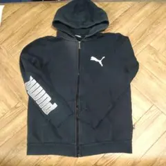 PUMA ブラック フルジップパーカー