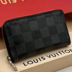 ルイヴィトン ダミエ グラフィット ジッピーコインパース 小銭入れ ノワール 黒