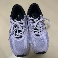 キッズ　アシックススニーカー24cm