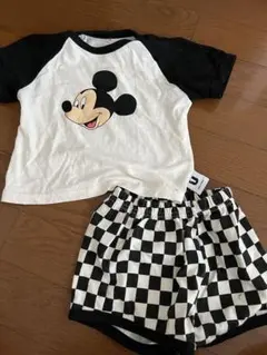 ミッキーマウス Tシャツとショーツセット