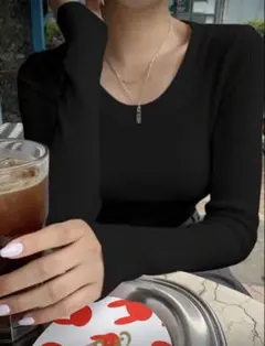 SHEIN DAZY 長袖ニットトップス　Mサイズ