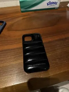 urbansophistication パファーケース ブラック