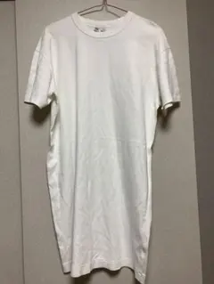 ☆新品未使用 Uniqlo U 半袖ワンピース S ホワイト