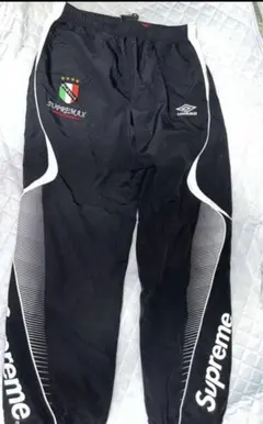【極美品】希少サイズ シュプリーム アンブロ トラックパンツ ジャージ 黒 S 極美品】希少サイズ シュプリーム アンブロ トラックパンツ ジャージ
