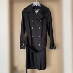 黒のトレンチコート ダブルブレスト ベルト付き