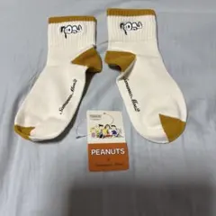 新品 PEANUTS × Samansa Mos2 ソックス スヌーピー