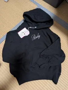 Rady 黒 パーカー