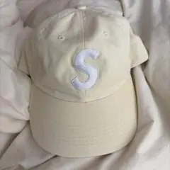 SUPREME キャップのサムネイル