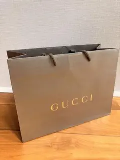 GUCCI グッチ ショッパー ブランド紙袋のサムネイル