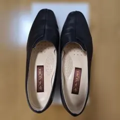 ブラック パンプス 日本製　羊革　３E　２４ｃｍ